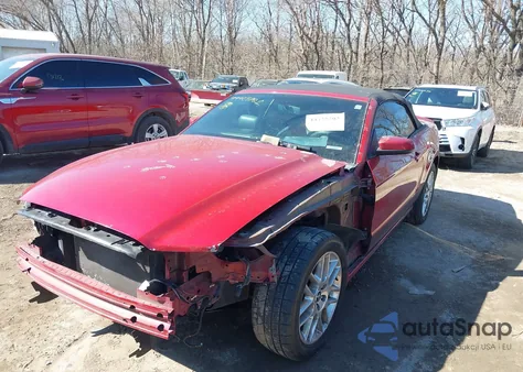 2013 Ford Mustang V6 Premium from USA, damaged, VIN 1ZVBP8EM0D5235518
